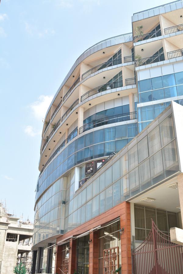 Impress Hotel Addis Ababa Exterior photo